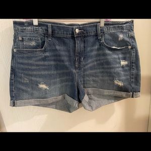 Old Navy Boyfriend Jean Shorts